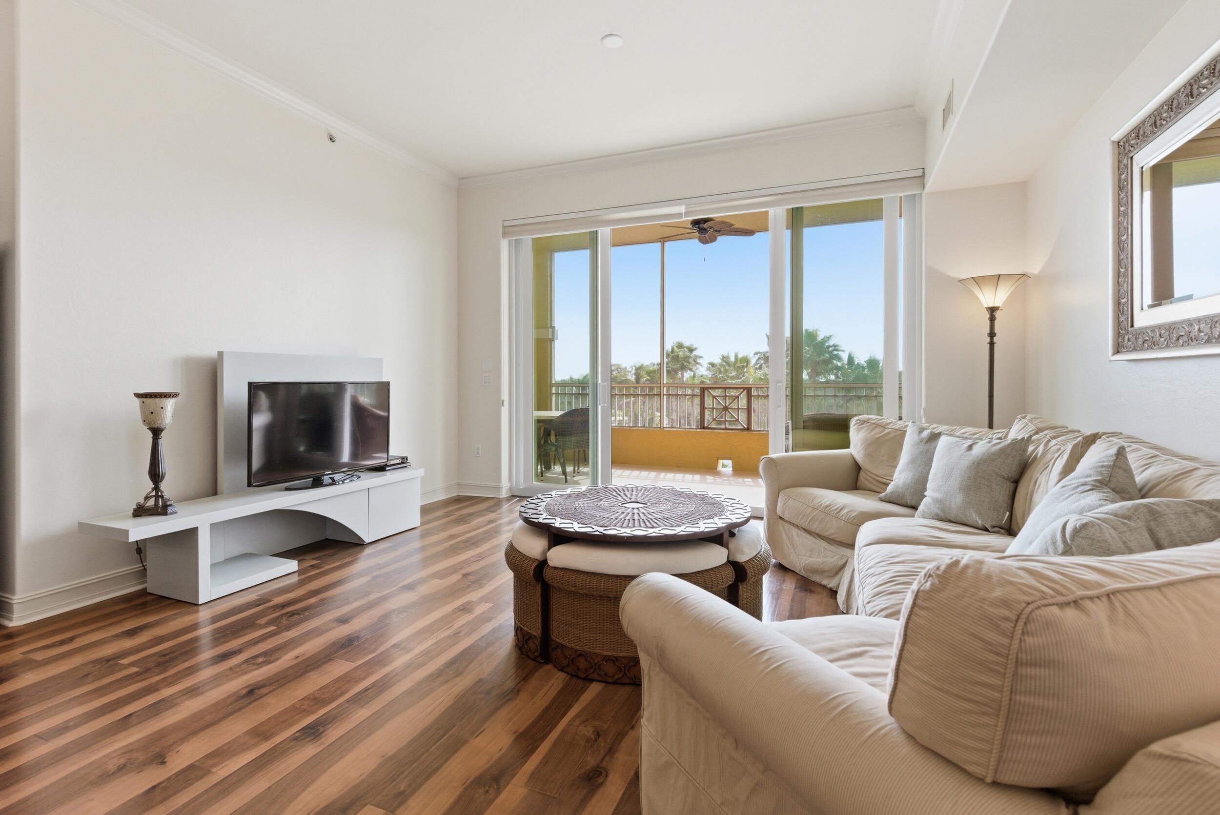 2748 Tiburon Blvd #C 404, Naples, FL 34109 photo
