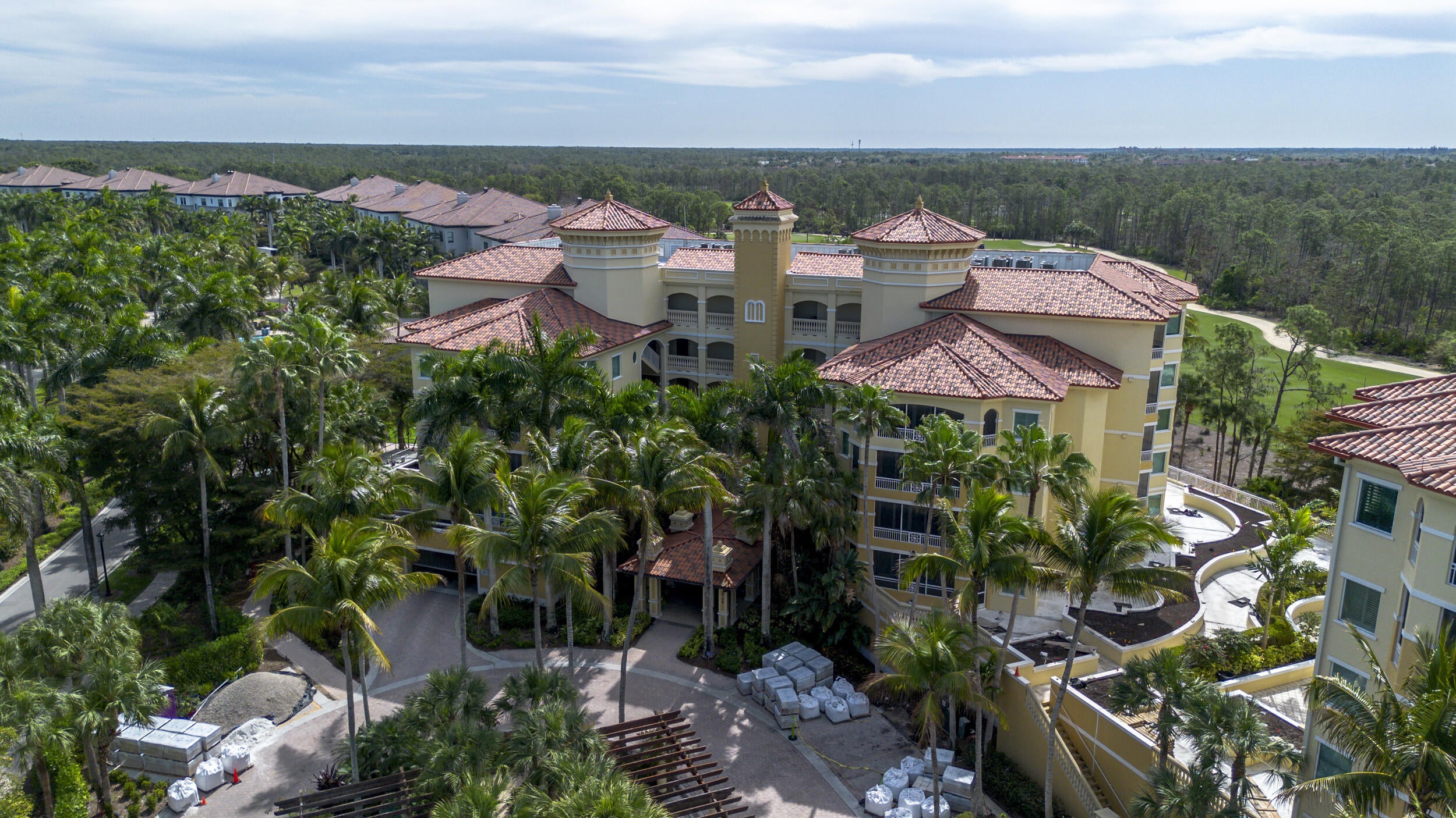 2748 Tiburon Blvd #C 404, Naples, FL 34109 photo