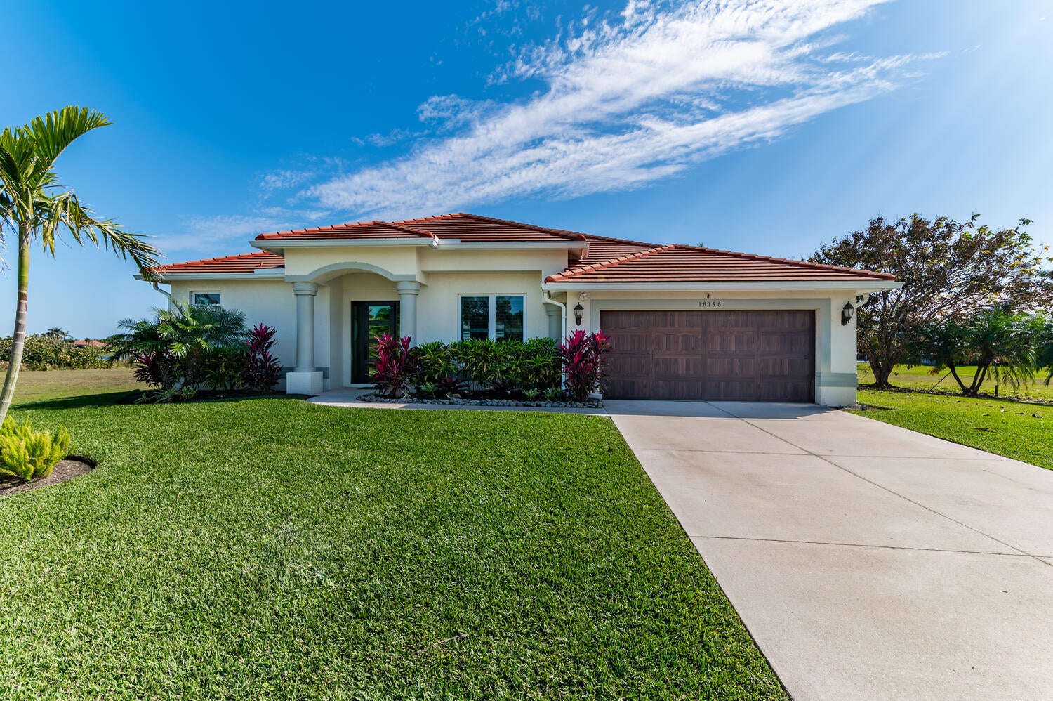 18198 Royal Hammock Blvd, Naples, FL 34114 photo