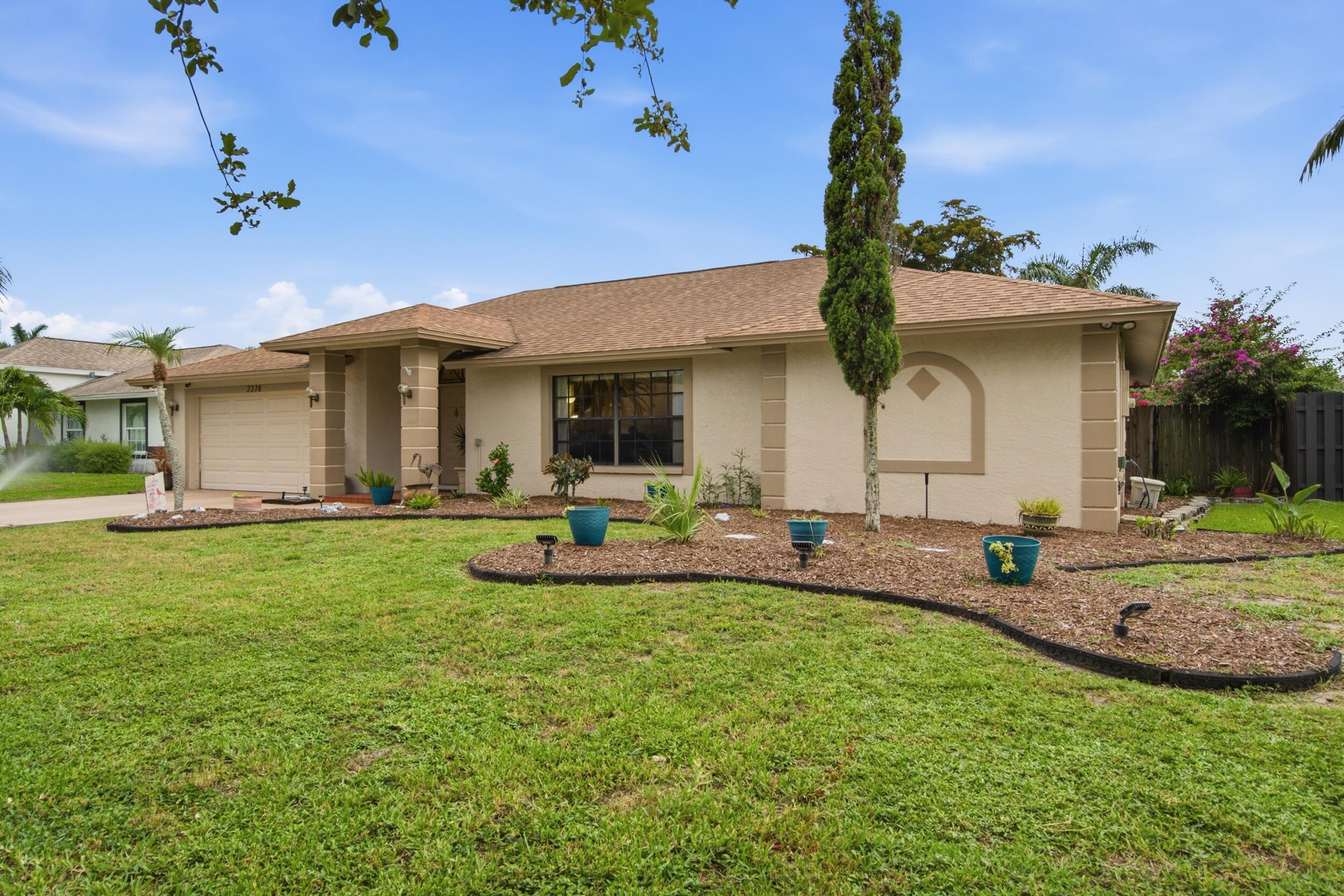 2378 River Reach Dr, Naples, FL 34104 photo