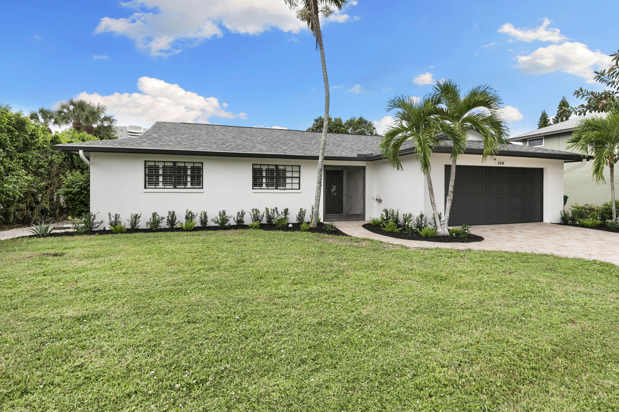 186 Beachcomber St, Marco Island, FL 34145 photo