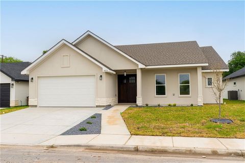 Single Family Residence in Edinburg TX 401 Southland Avenue.jpg