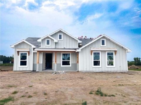 Single Family Residence in Weslaco TX 1244 Navel Street.jpg
