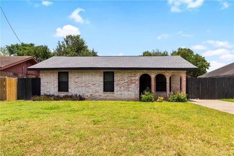 Single Family Residence in Donna TX 403 N 1st Street.jpg