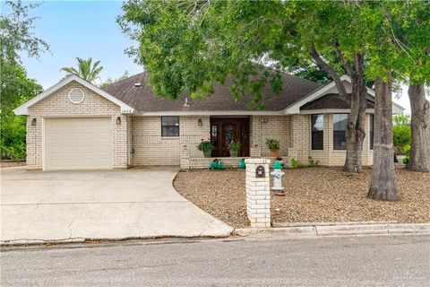 Single Family Residence in Mission TX 1606 Debby Lane.jpg