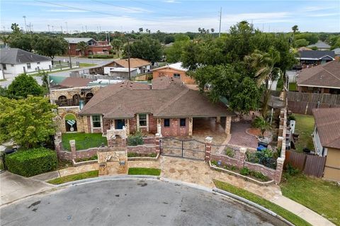 Single Family Residence in McAllen TX 2805 Norma Avenue.jpg