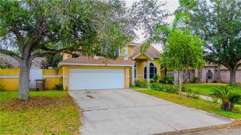 Single Family Residence in Edinburg TX 2802 Huisache Avenue.jpg