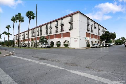 Condominium in McAllen TX 1418 Beech Avenue #33.jpg