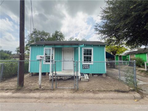 Single Family Residence in Weslaco TX 210 N Palmas Street.jpg