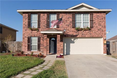 Single Family Residence in McAllen TX 4704 Blue Bird Avenue.jpg