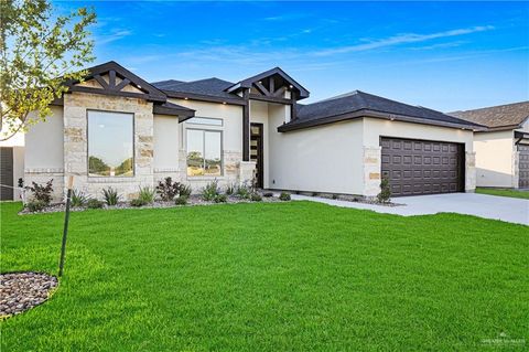 Single Family Residence in Edinburg TX 3025 N Adler Avenue.jpg