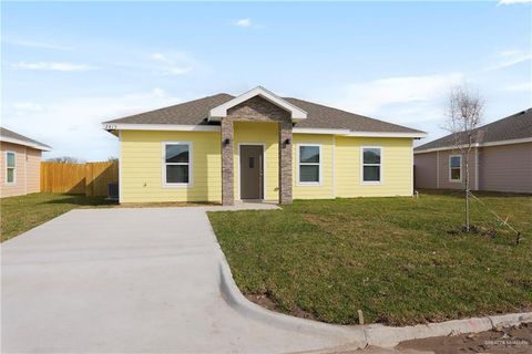 Single Family Residence in La Feria TX 2921 Maria Drive.jpg