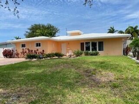 Single Family Residence in OTHER FL 5284 NE 18 Terrace.jpg