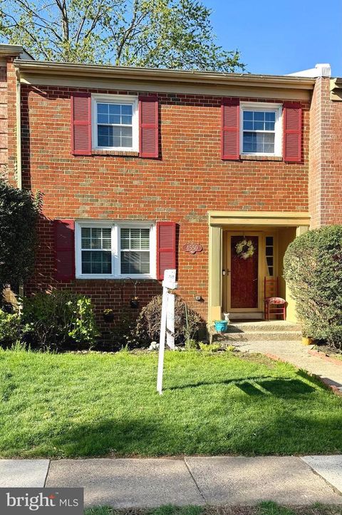 Townhouse in Annandale VA 4550 King William COURT.jpg