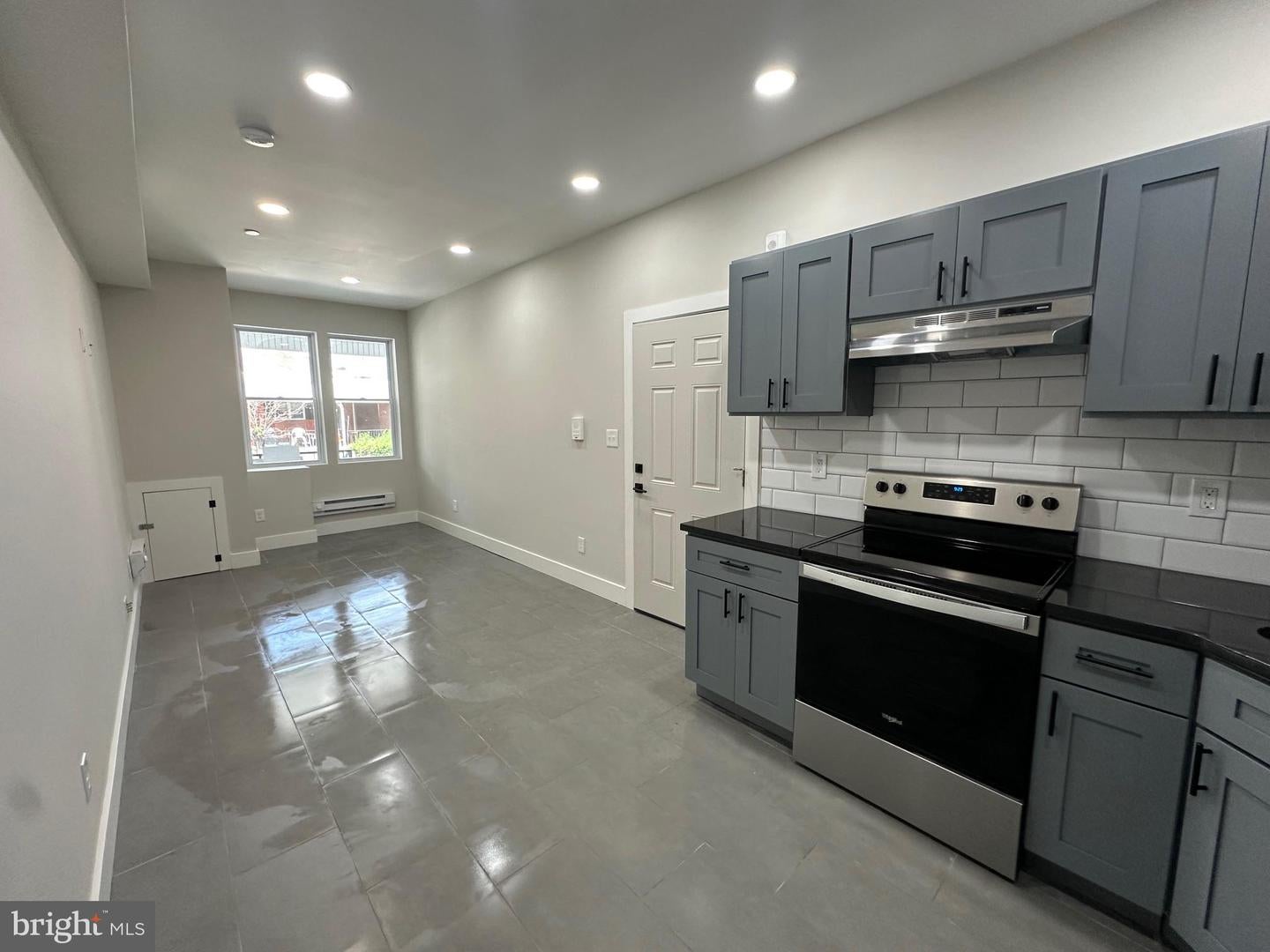 1806 W Ontario St, Philadelphia, PA 19140 photo