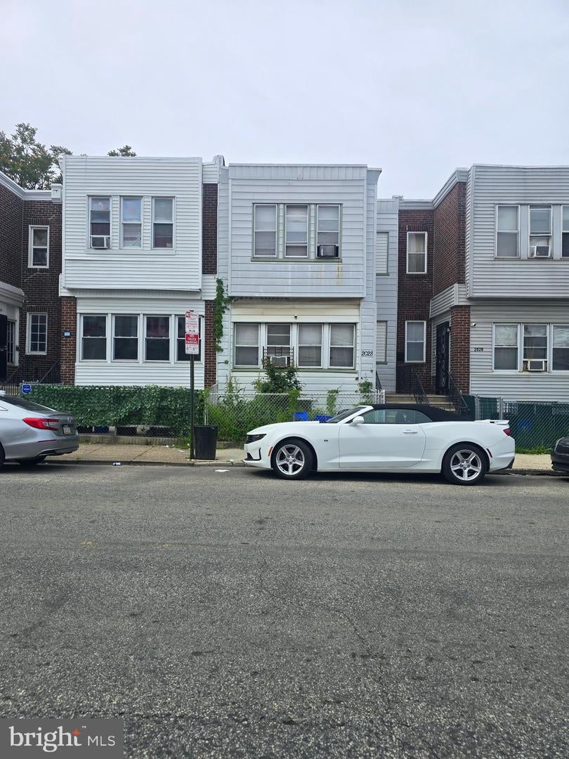 2028 68th St, Philadelphia, PA 19142