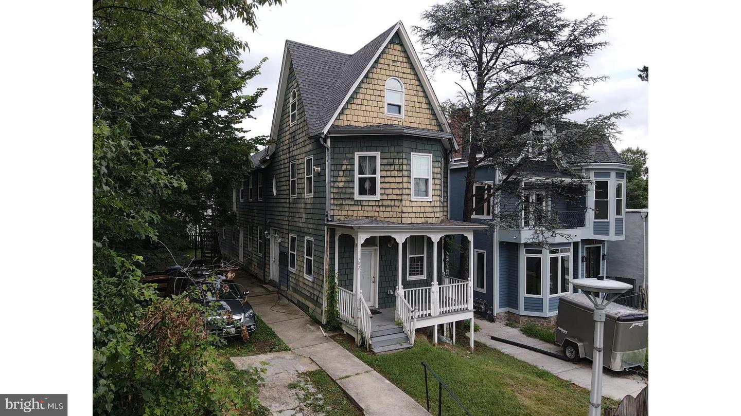 702 Homestead St, Baltimore, MD 21218