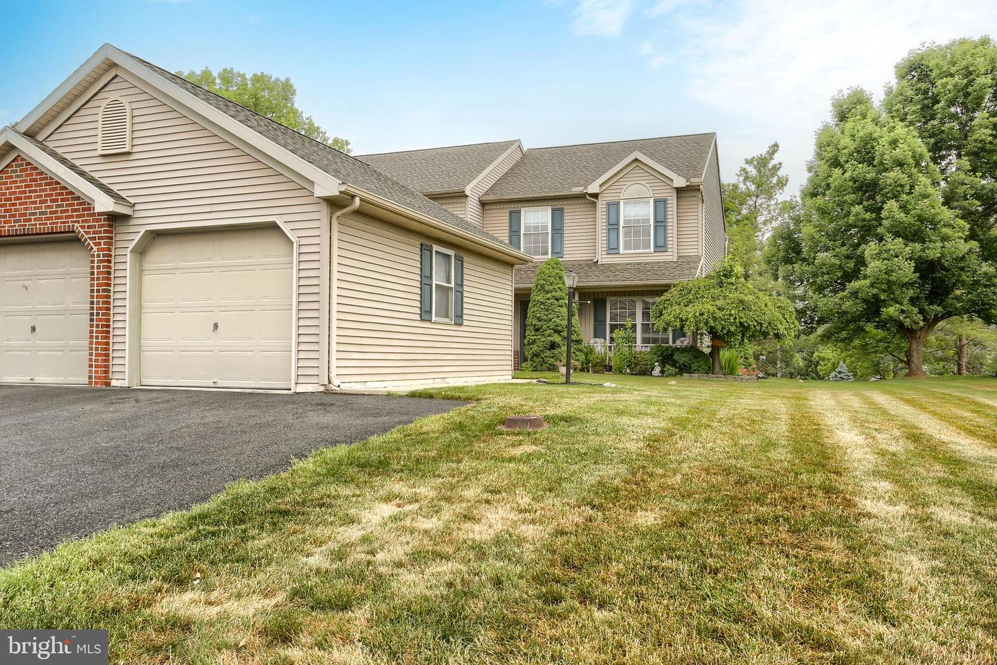 144 Spruce Ct, Annville, PA 17003