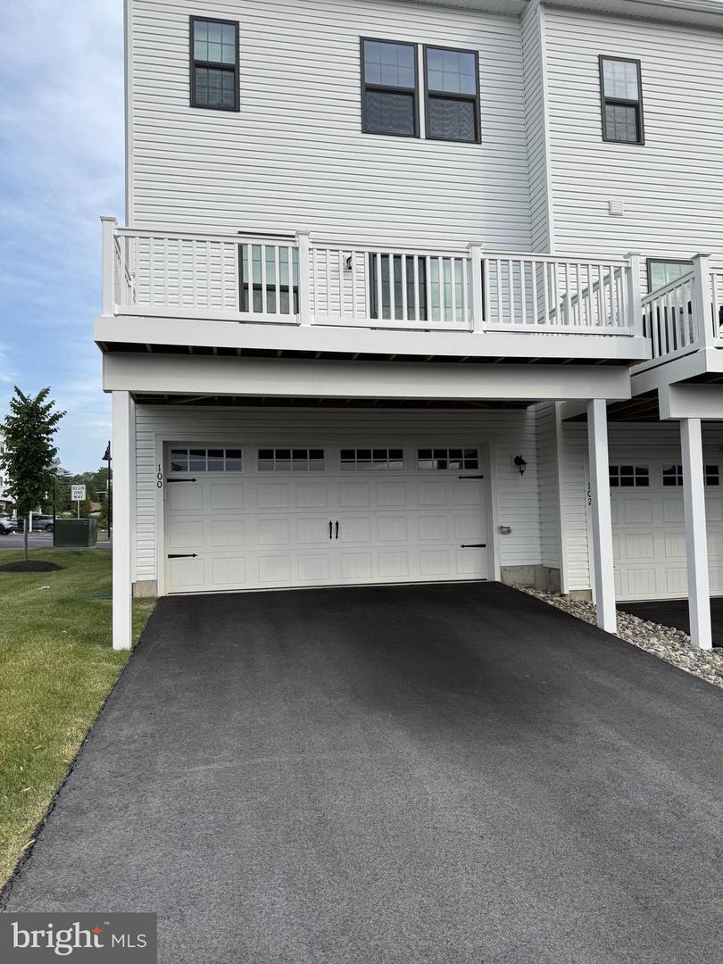 100 Arcadia Way, Exton, PA 19341 photo