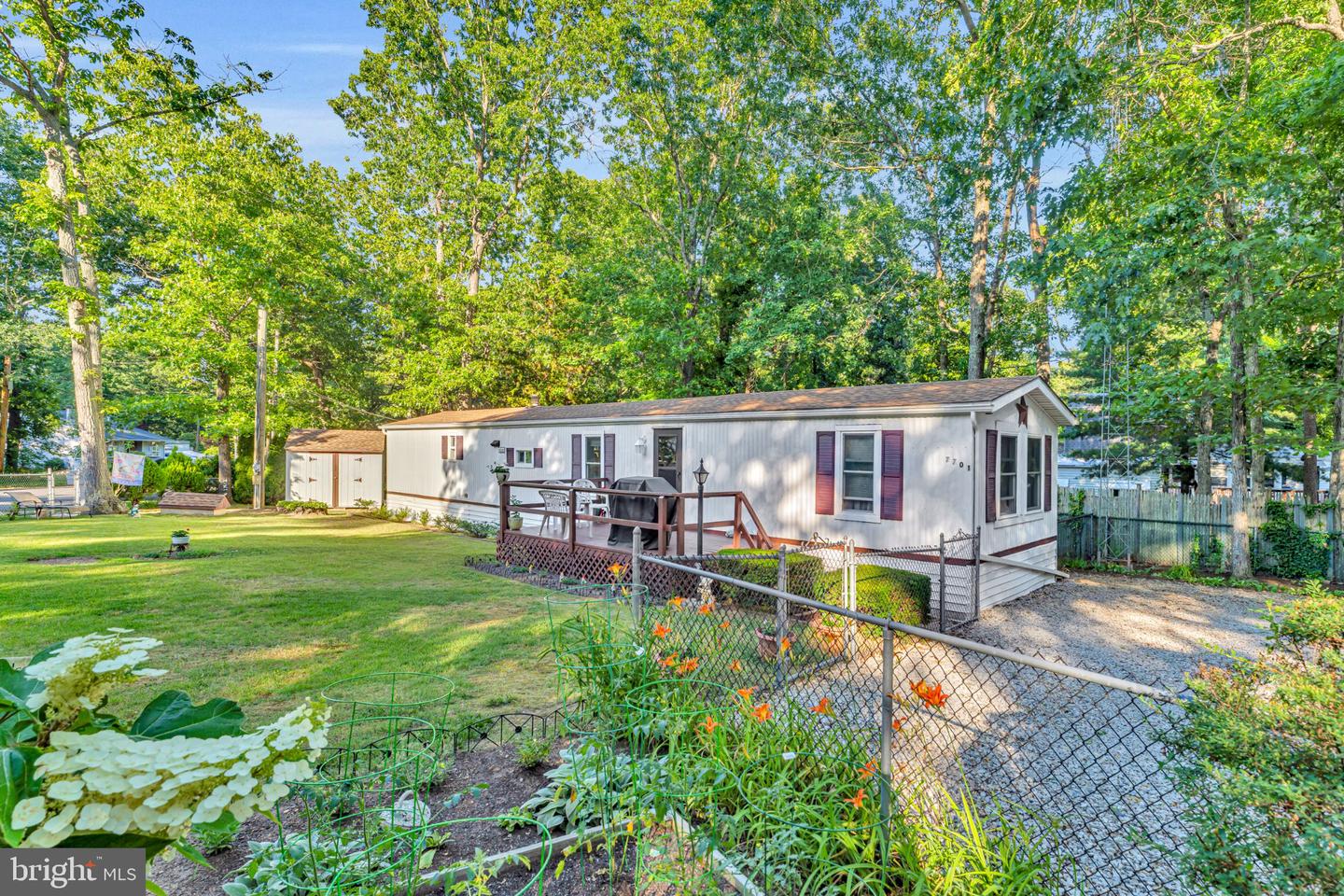 7701 Raymond Dr, Millville, NJ 08332 photo