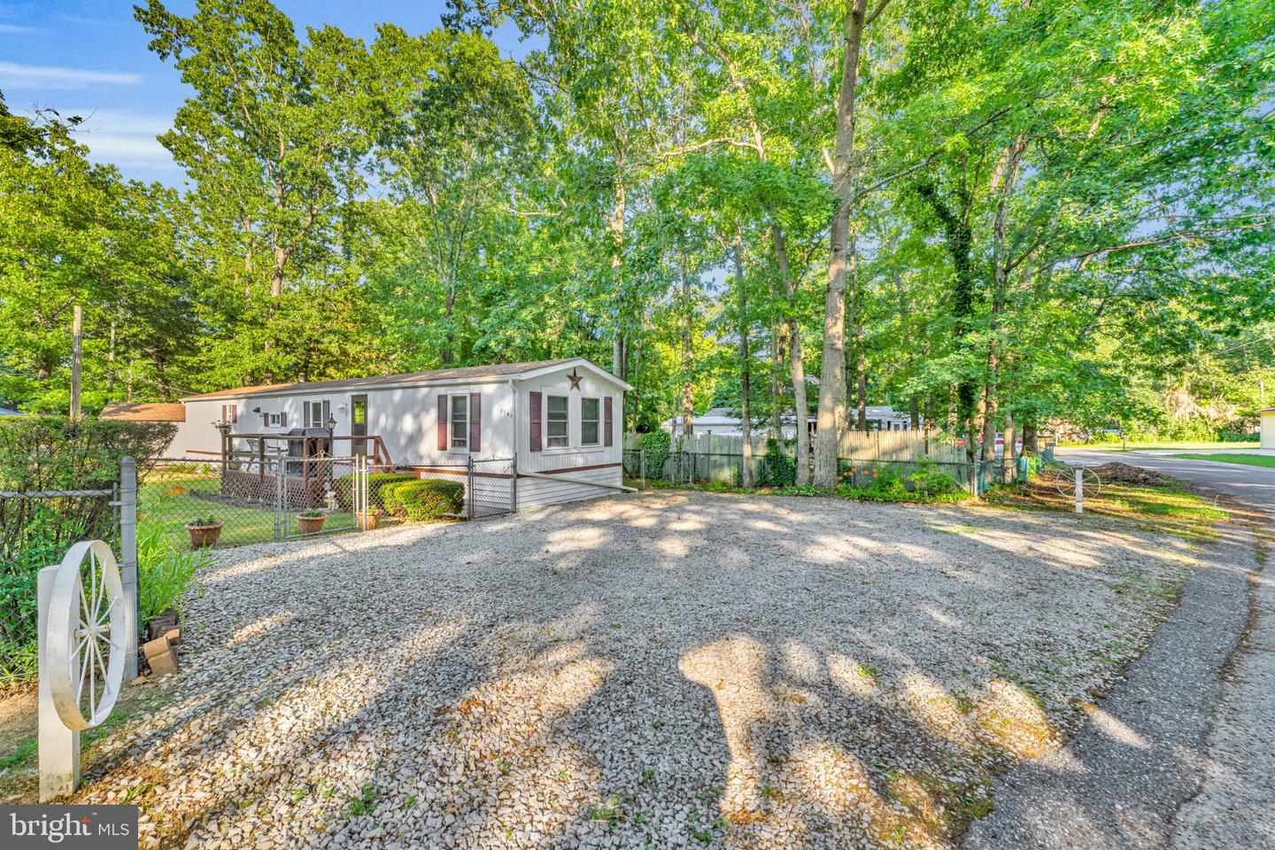 7701 Raymond Dr, Millville, NJ 08332 photo