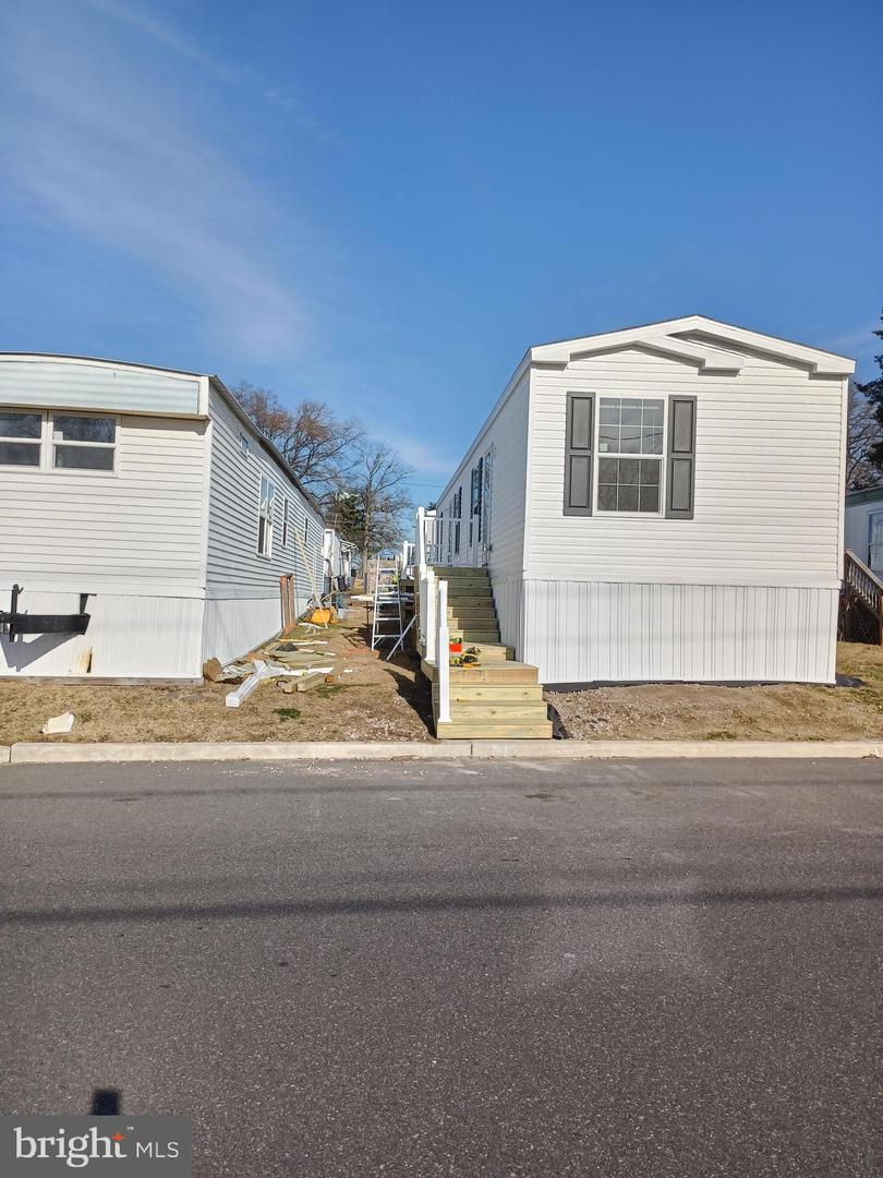 1405 Farrell Ave, Cherry Hill, NJ 08002