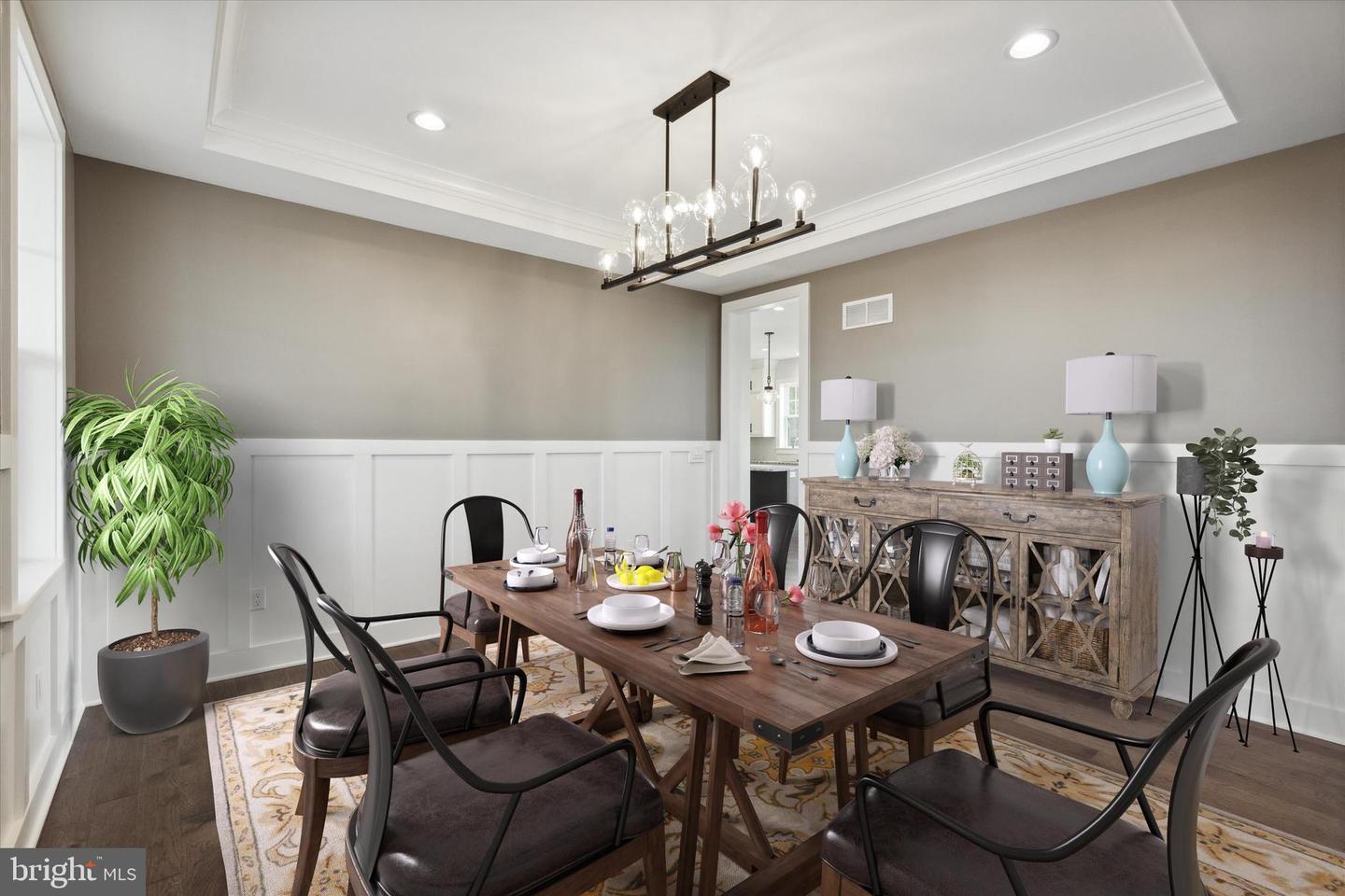 16 Holcombe Grove Rd, Lambertville, NJ 08530 photo