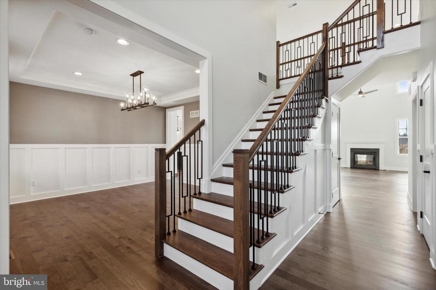 16 Holcombe Grove Rd, Lambertville, NJ 08530 photo