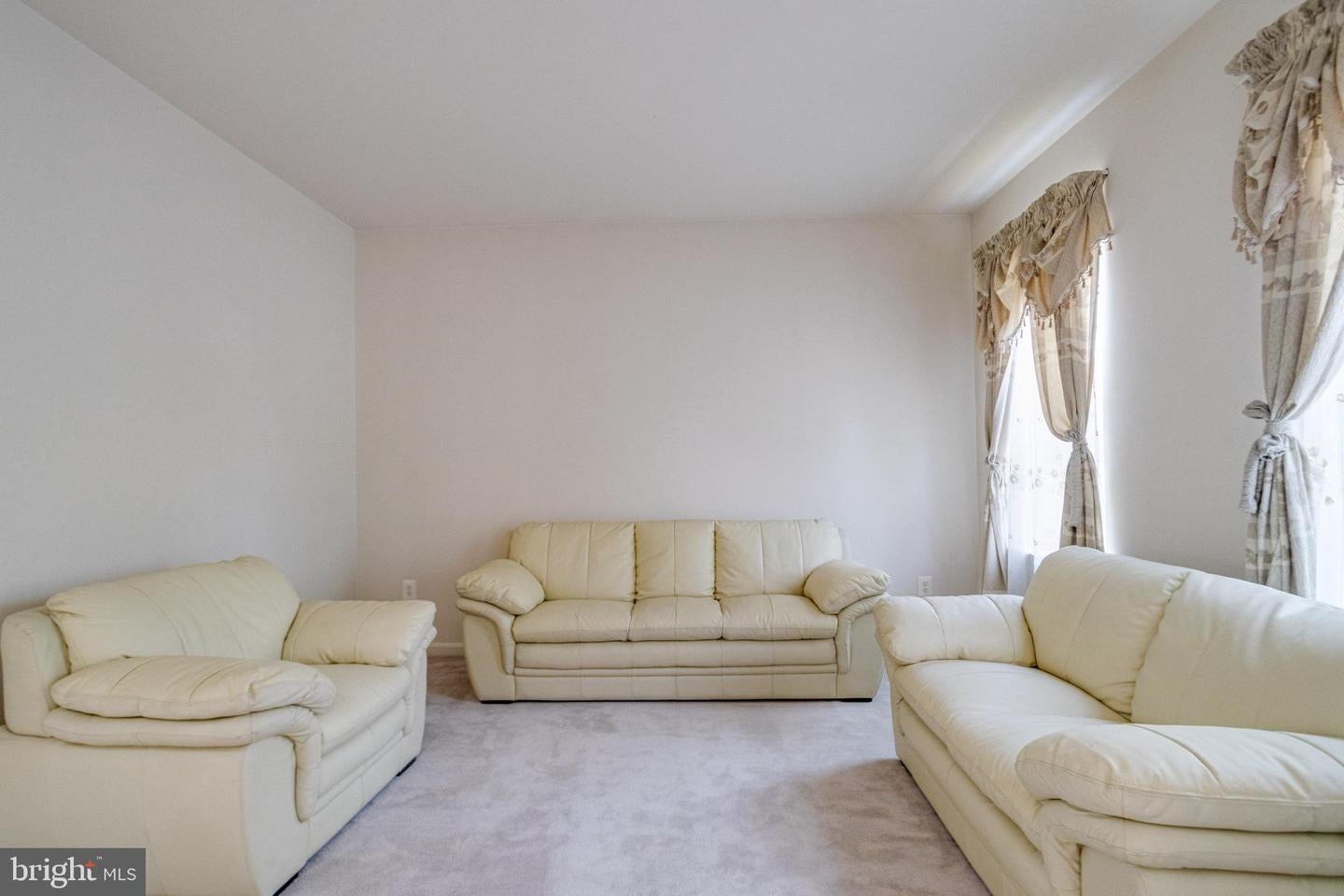 221 Seamaster Rd, Essex, MD 21221 photo