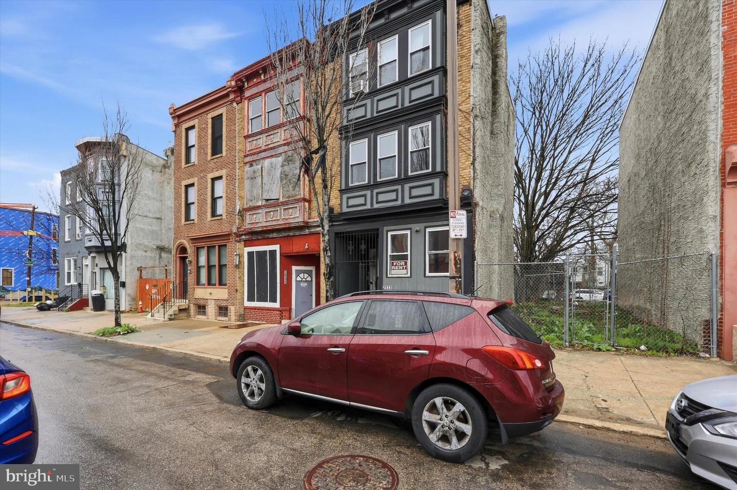 2933 Diamond St, Philadelphia, PA 19121
