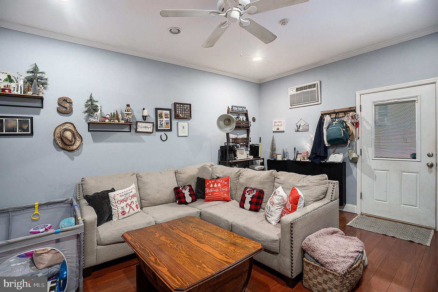 146 Vassar St, Philadelphia, PA 19128 photo