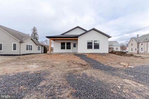 Duplex in Lock Haven PA 310 W Clinton STREET.jpg