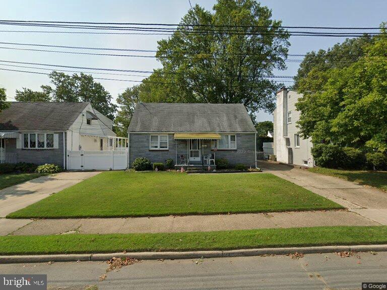 61 Leuckel Ave, Hampton, NJ 08619