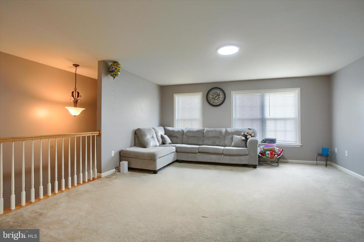 6347 Mercury Dr, Mechanicsburg, PA 17050 photo