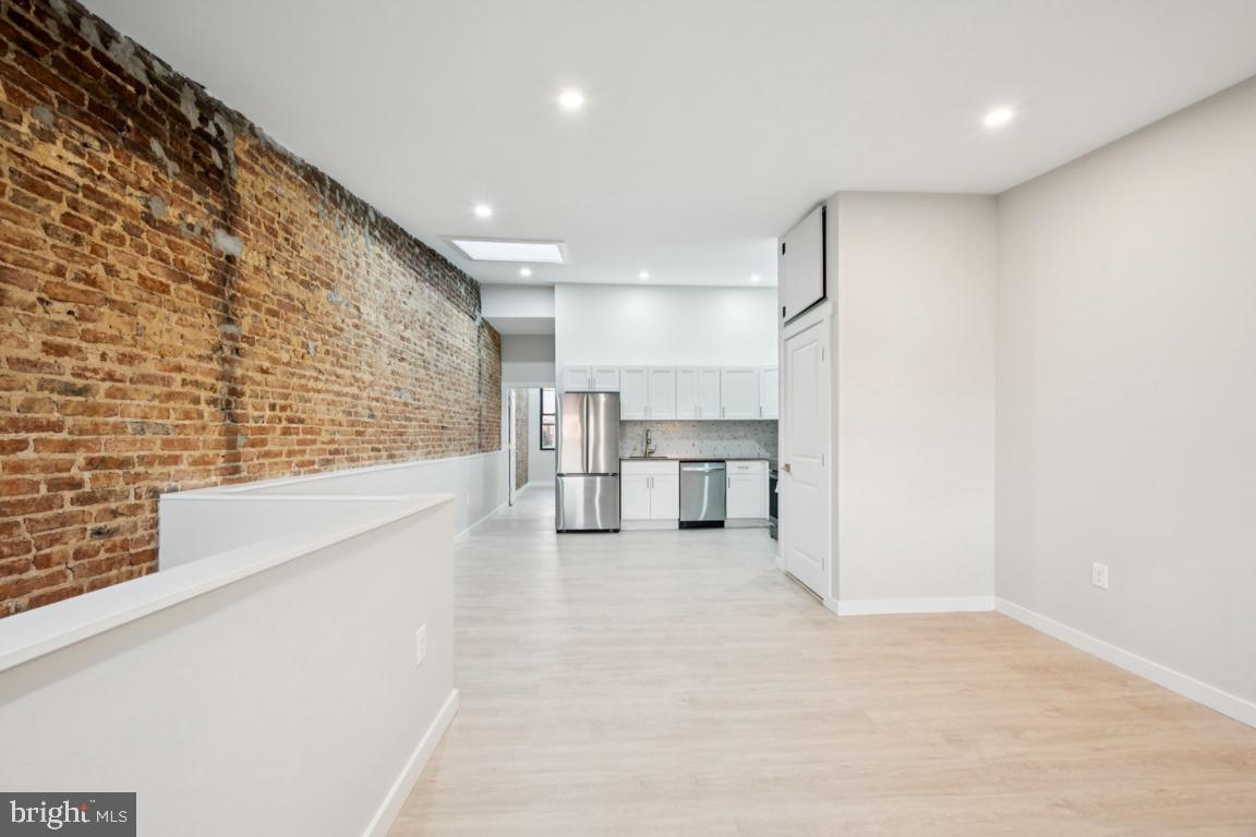 2416 Charles St, Baltimore, MD 21218