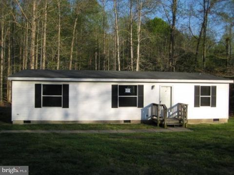 Single Family Residence in Spotsylvania VA 7309 Red Feather LANE.jpg