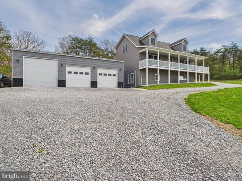 Single Family Residence in Gerrardstown WV 996 Hallows WAY.jpg
