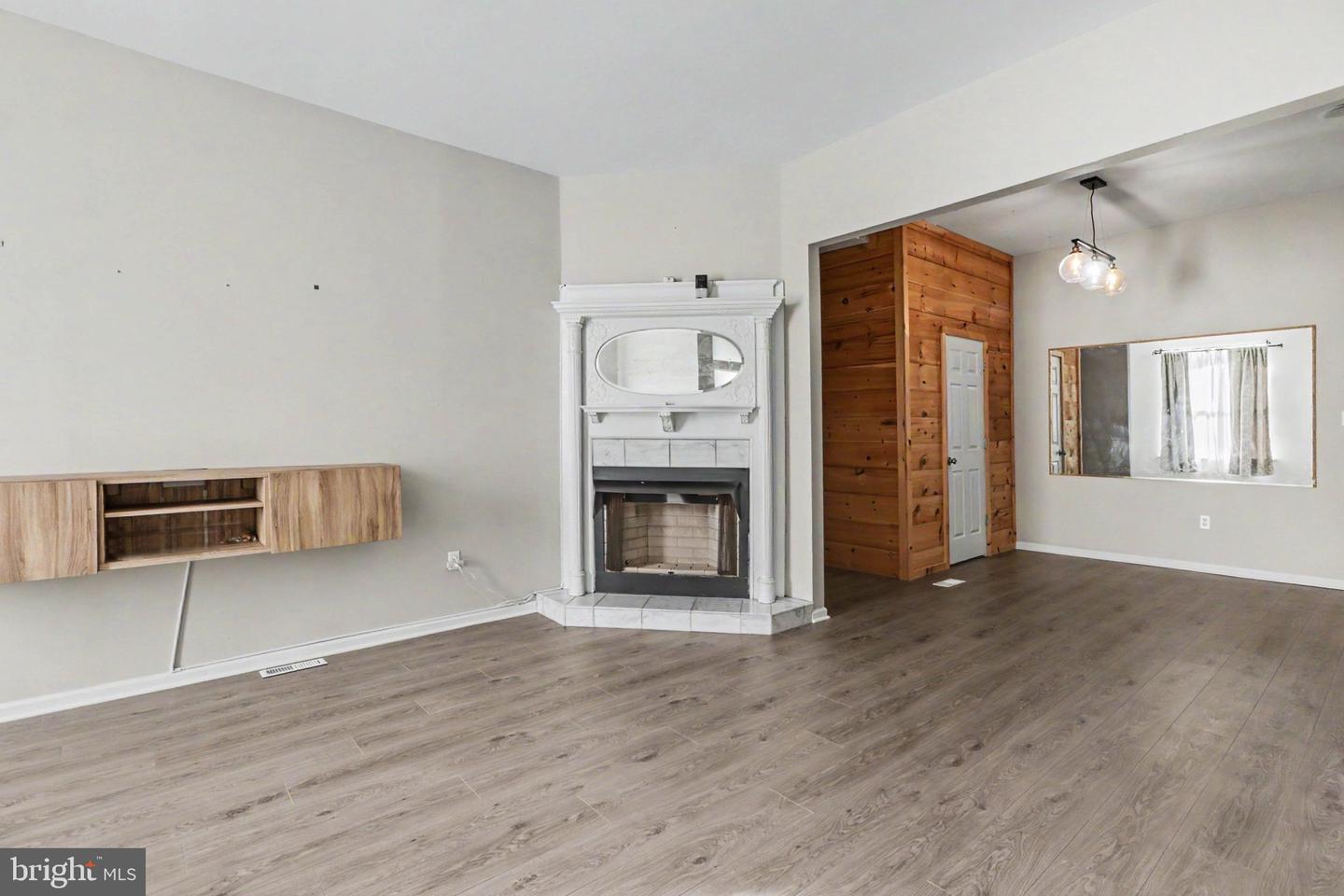 1710 Green St, Harrisburg, PA 17102 photo