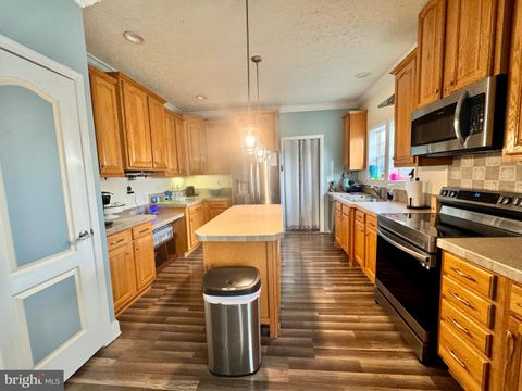Single Family Residence in Caret VA 1735 Clarkes Store ROAD 2.jpg
