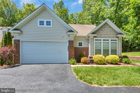 Single Family Residence in Upper Marlboro MD 9804 Stonewood COURT.jpg