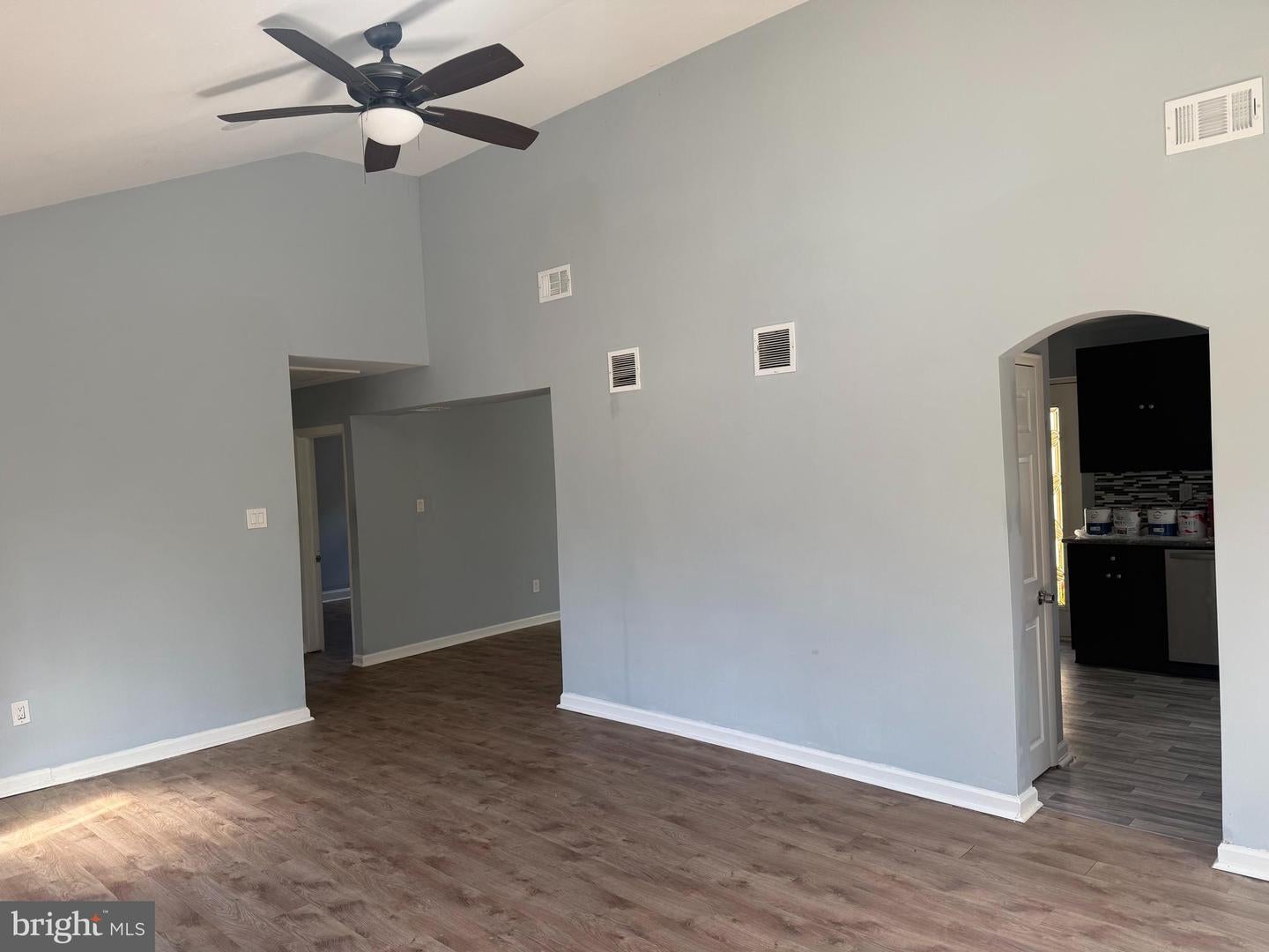 7 Kings Hwy, Cherry Hill, NJ 08034 photo