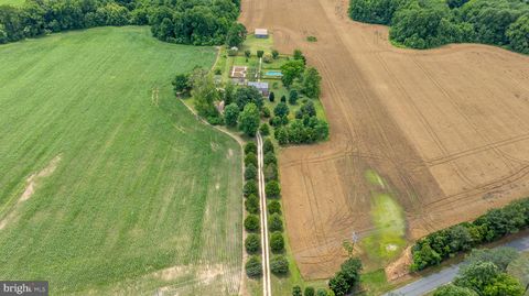 Single Family Residence in Tappahannock VA 2459 Dunbrooke ROAD 92.jpg