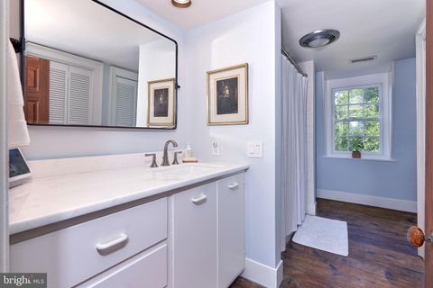 Single Family Residence in Tappahannock VA 2459 Dunbrooke ROAD 49.jpg