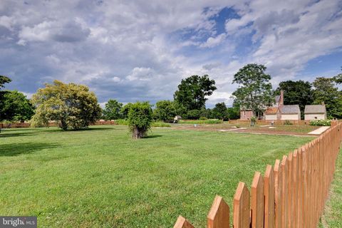 Single Family Residence in Tappahannock VA 2459 Dunbrooke ROAD 81.jpg