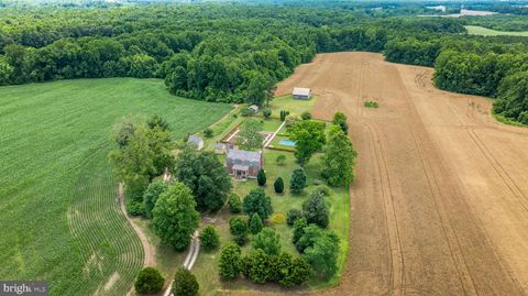 Single Family Residence in Tappahannock VA 2459 Dunbrooke ROAD 94.jpg