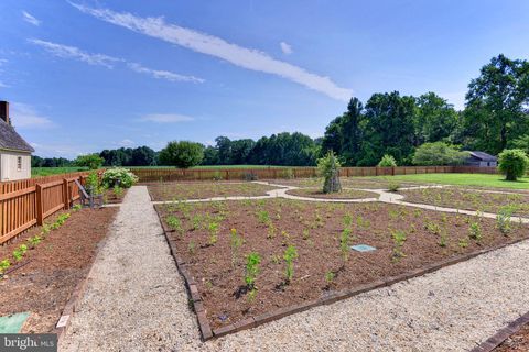 Single Family Residence in Tappahannock VA 2459 Dunbrooke ROAD 75.jpg