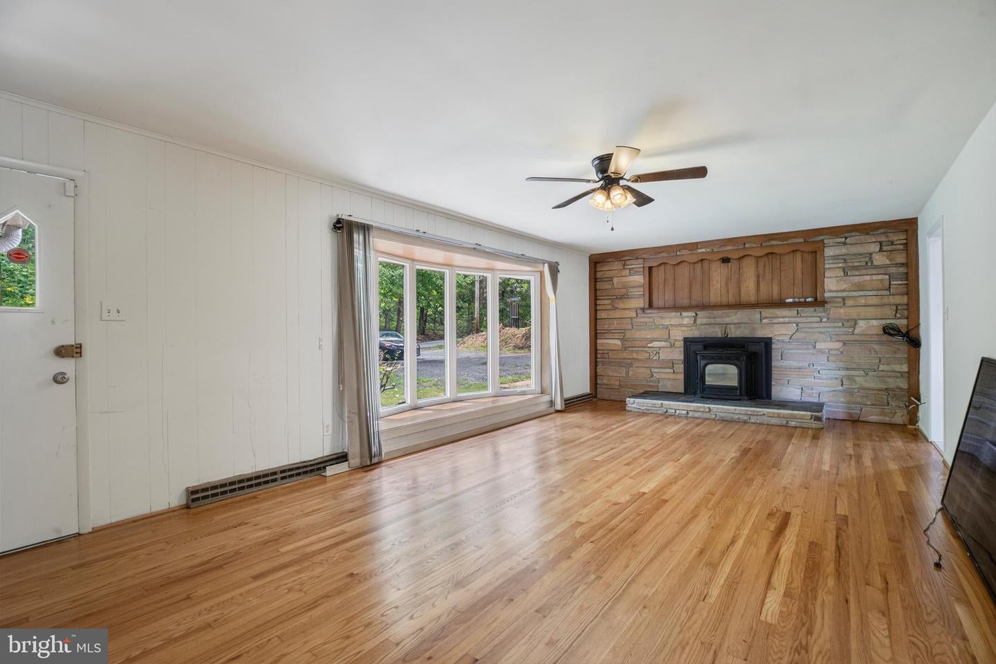 17508 Clinton Dr, Accokeek, MD 20607 photo