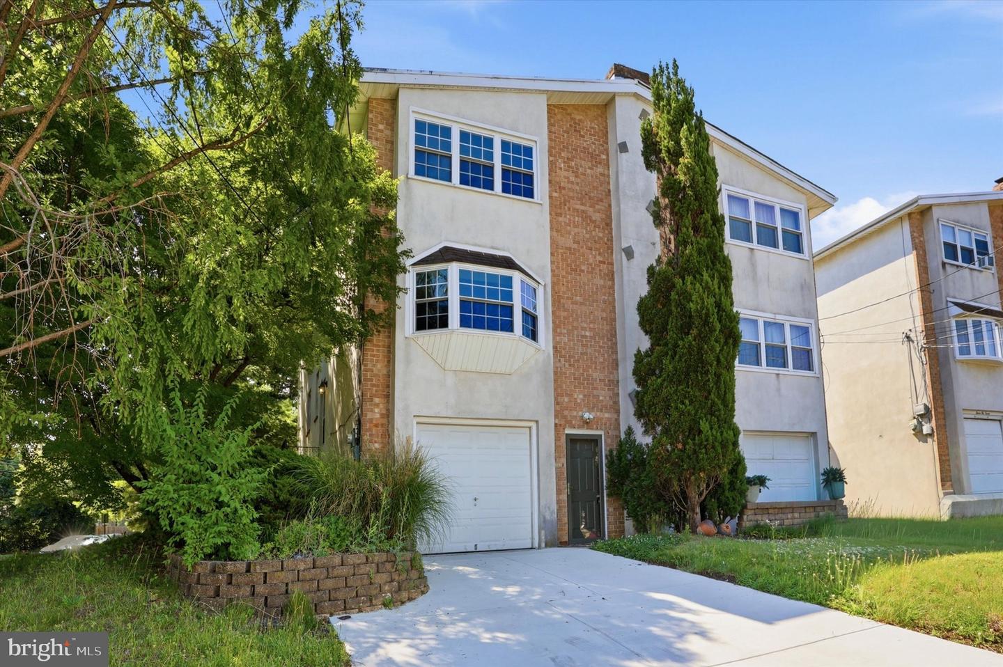 771 Manatawna Ave, Philadelphia, PA 19128
