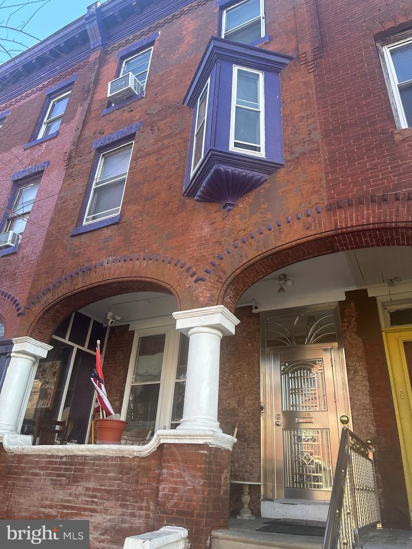3228 Oxford St, Philadelphia, PA 19121