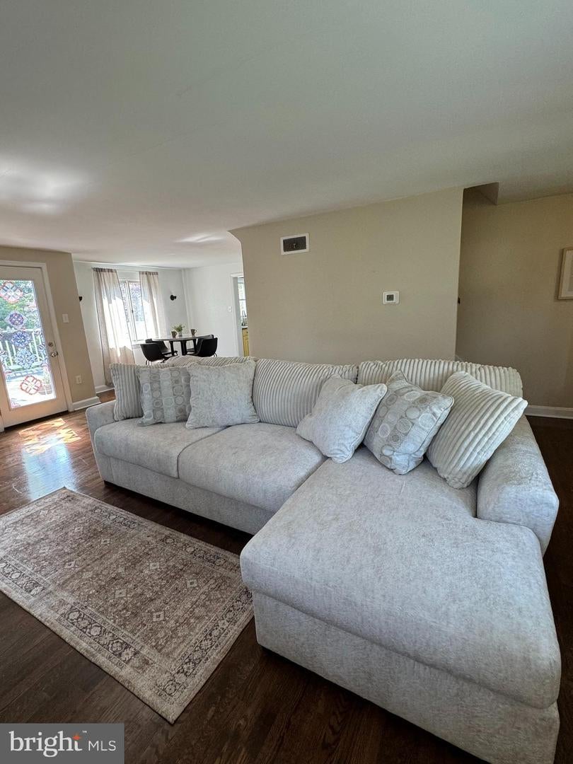 206 Meadia Ave, Lancaster, PA 17602 photo